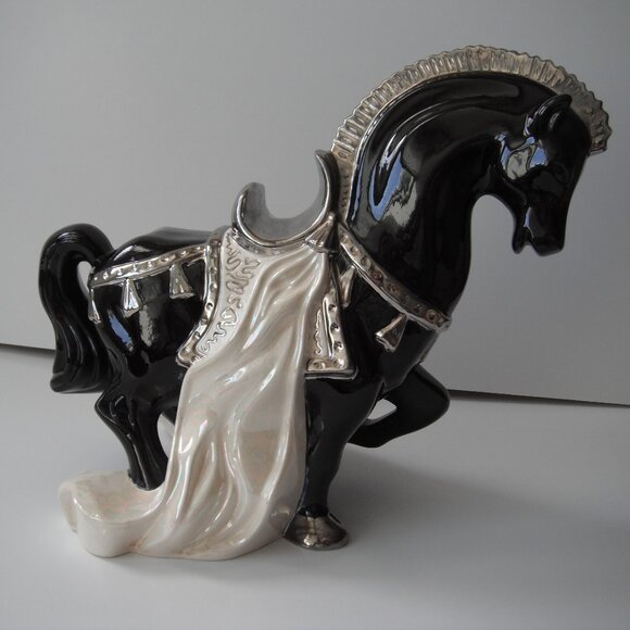 Vtg Large Porcelain Ceramic Clydesdale Horse Figurine Statue Black White Silver - Picture 2 of 9